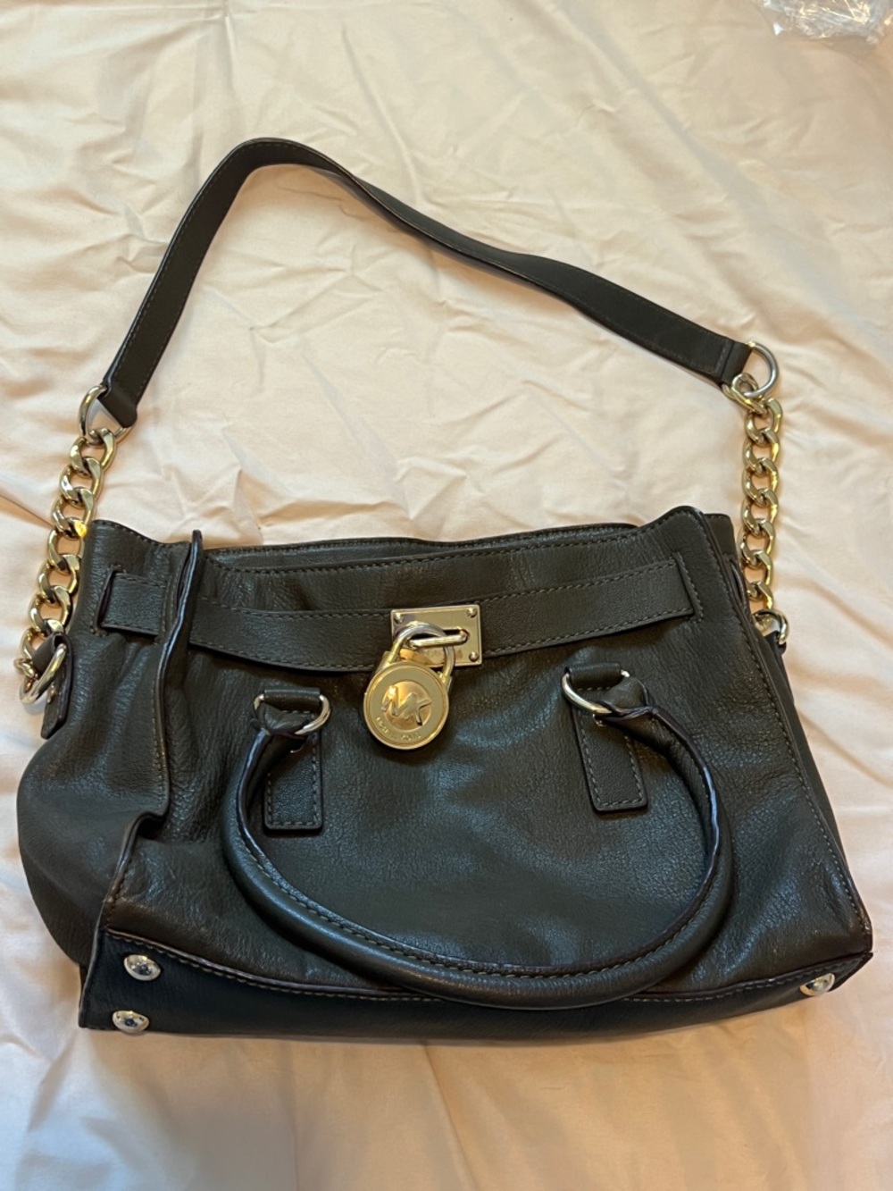 Michael Kors Green Leather Shoulder Bag with Gold Hardware